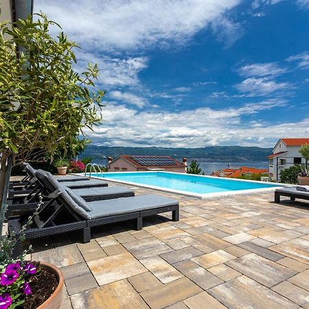 Apartment Magas Vrbnik Exterior photo