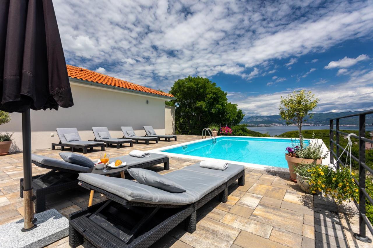 Apartment Magas Vrbnik Exterior photo