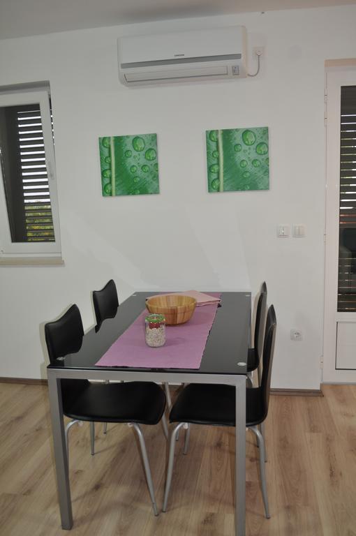 Apartment Magas Vrbnik Room photo