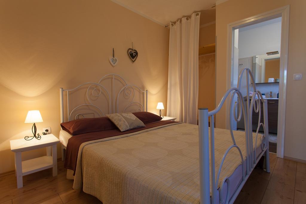 Apartment Magas Vrbnik Exterior photo