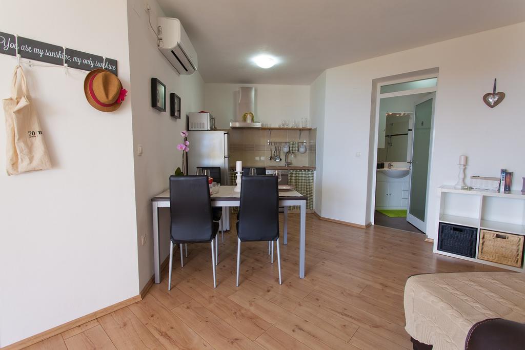 Apartment Magas Vrbnik Exterior photo