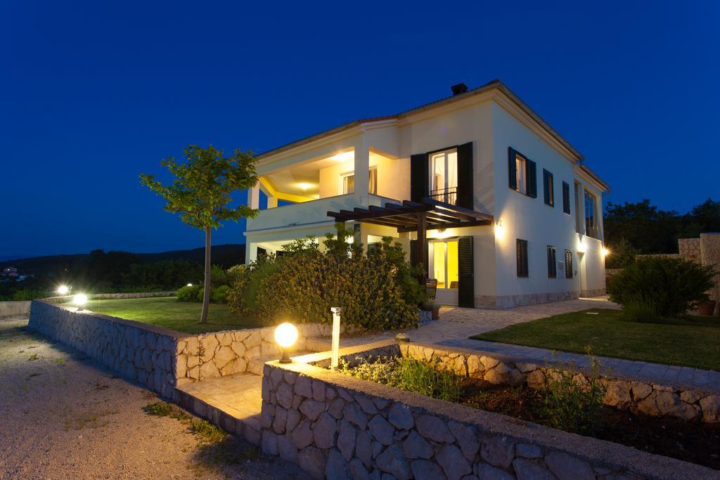Apartment Magas Vrbnik Exterior photo